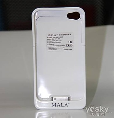 iPhone 4S背夾電池來(lái)襲 移動(dòng)電源“高富帥”現(xiàn)身中電網(wǎng)